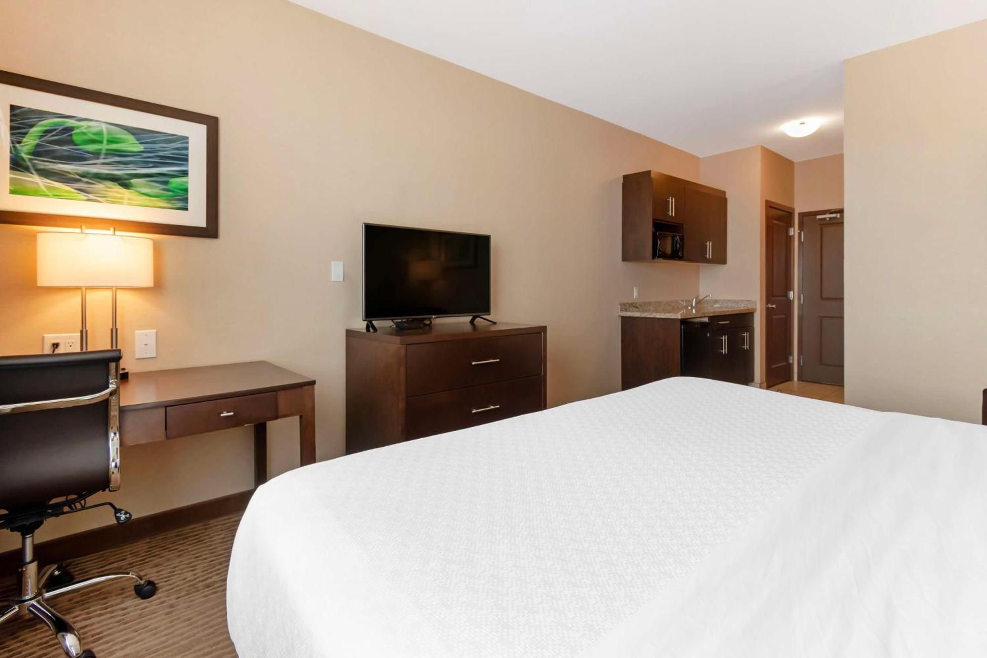 Best Western Plus Moosomin Hotel Exterior foto